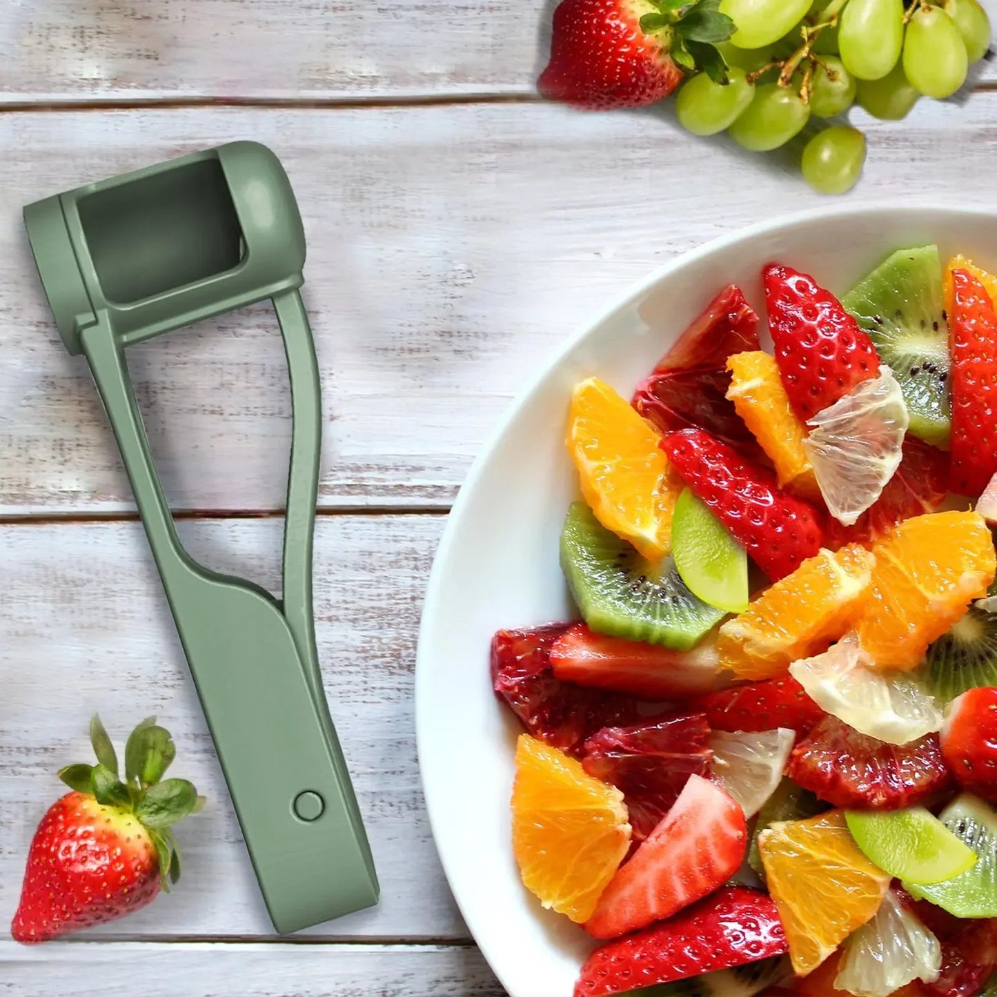 🌸 Grape Cutter for Toddlers 1-3 - Stainless Steel Baby Fruit Slicer Safe & Easy Grape