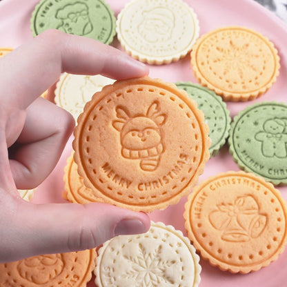 🔥HOT SALE 49% OFF🎄 Festive 3D Christmas Cookie Stamp and Baking Mold 🍪