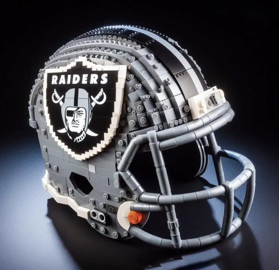 🏈 Football Helmet Building Blocks – 300+ Piece Collectible Model Kit 🎁