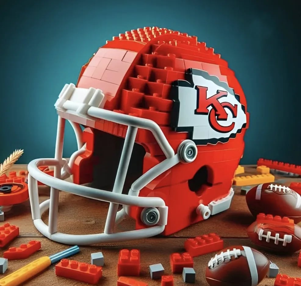 🏈 Football Helmet Building Blocks – 300+ Piece Collectible Model Kit 🎁