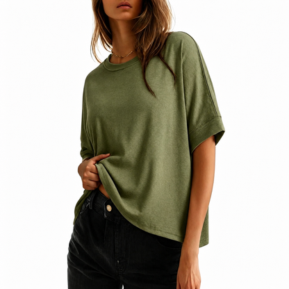 🔥 Soft Oversized Tee Women Love – Comfy, Loose & Flattering ✨