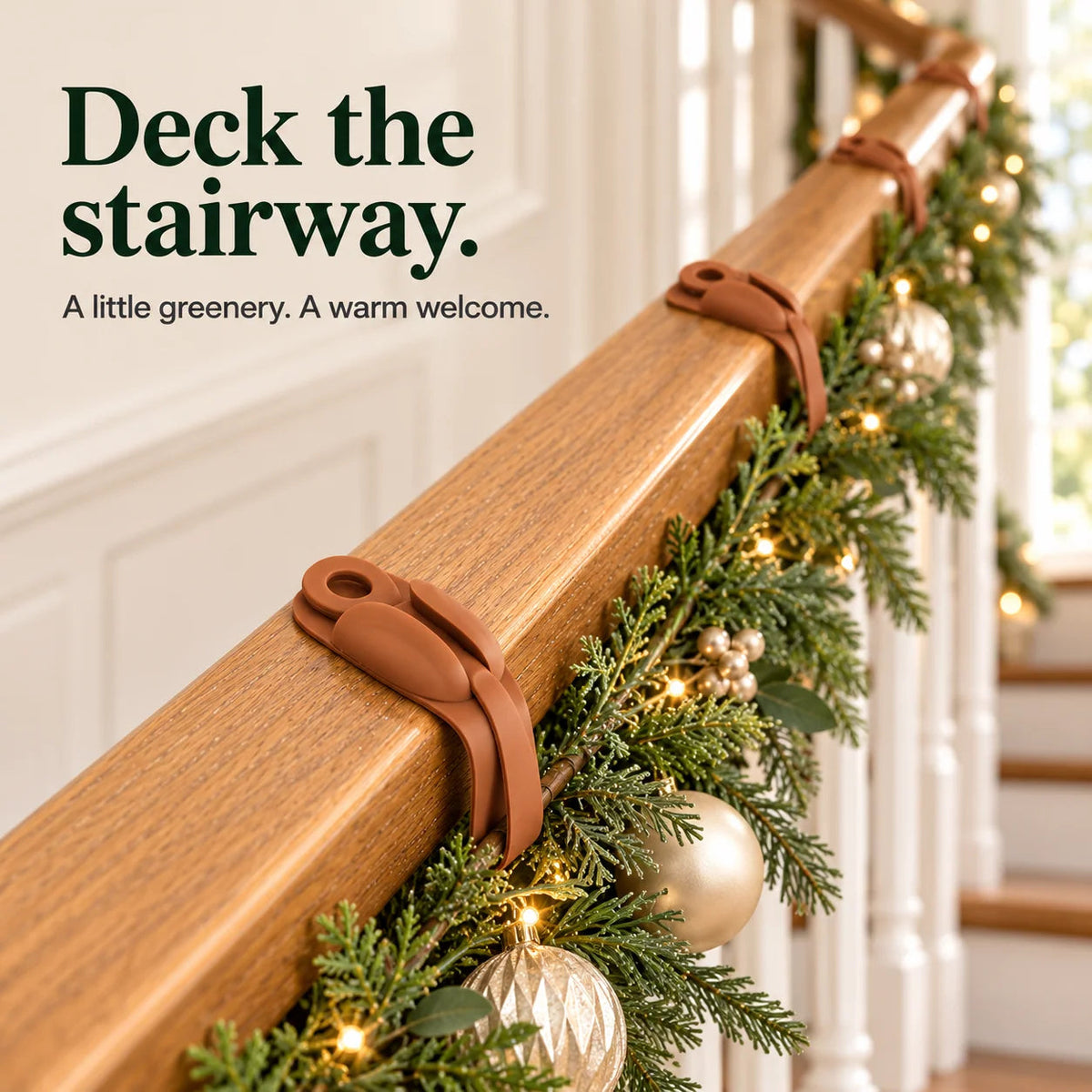 🎄 Invisible Garland Holders – No-Drill Christmas Decorating Made Easy