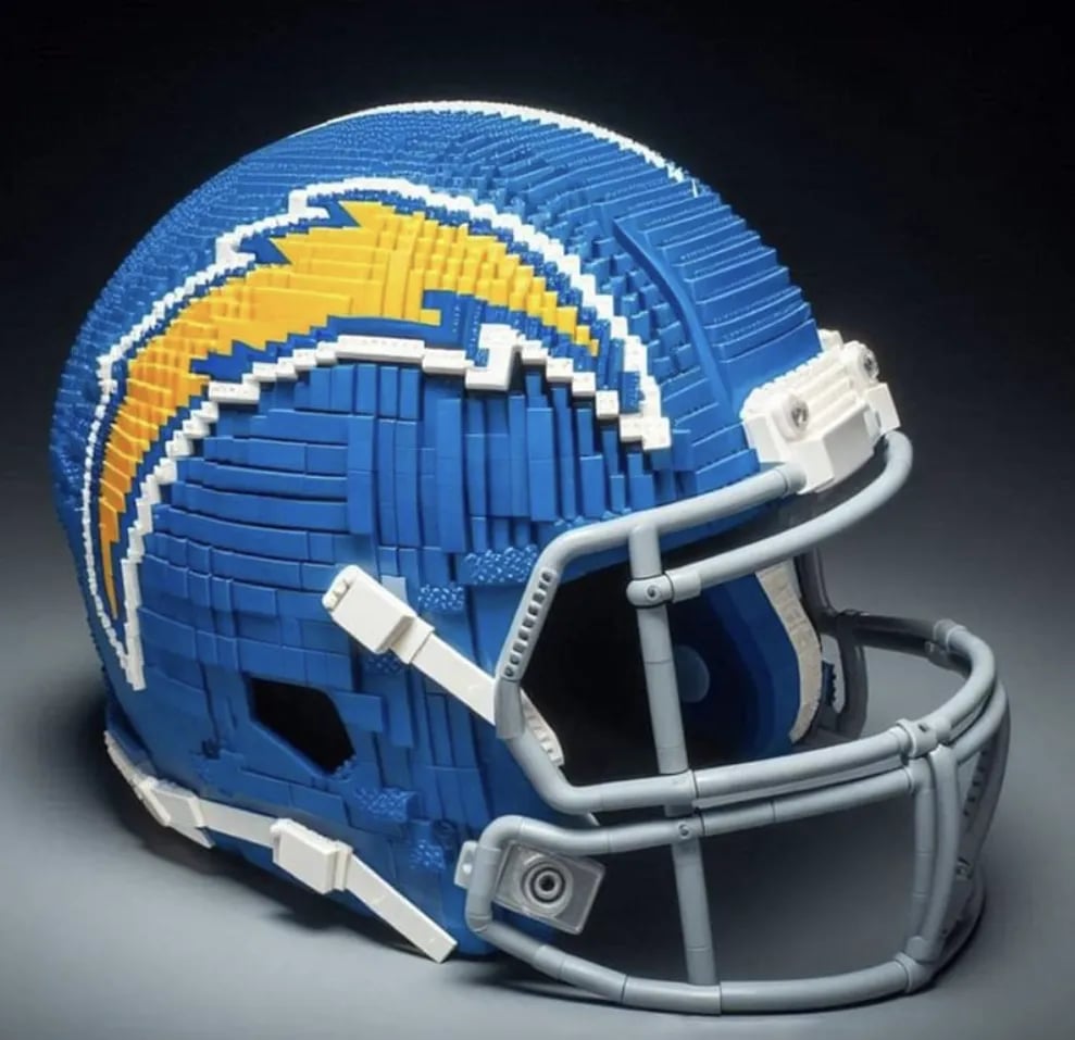 🏈 Football Helmet Building Blocks – 300+ Piece Collectible Model Kit 🎁
