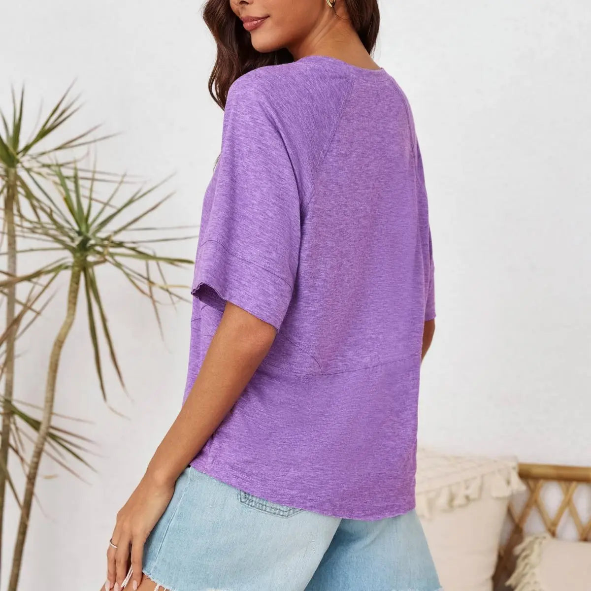 ✨ Women’s Oversized Batwing Sleeve Tee – Effortless Chic & Flowy Fit
