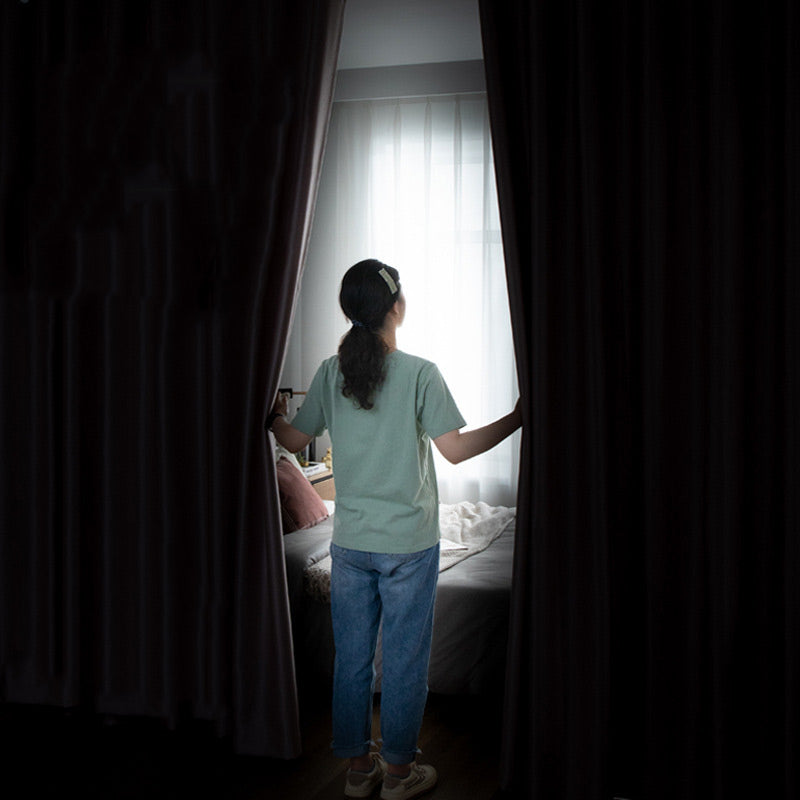 🌙 Self-Adhesive Blackout Curtain – No-Drill Window Shade for Sleep & Privacy
